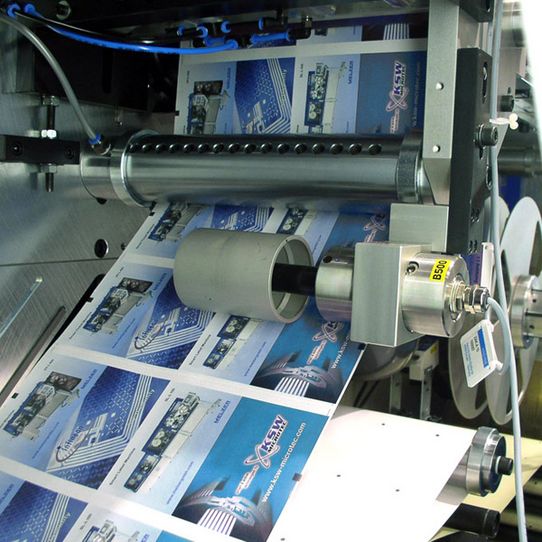 Kraftmessrolle in der Verpackungs Produktion